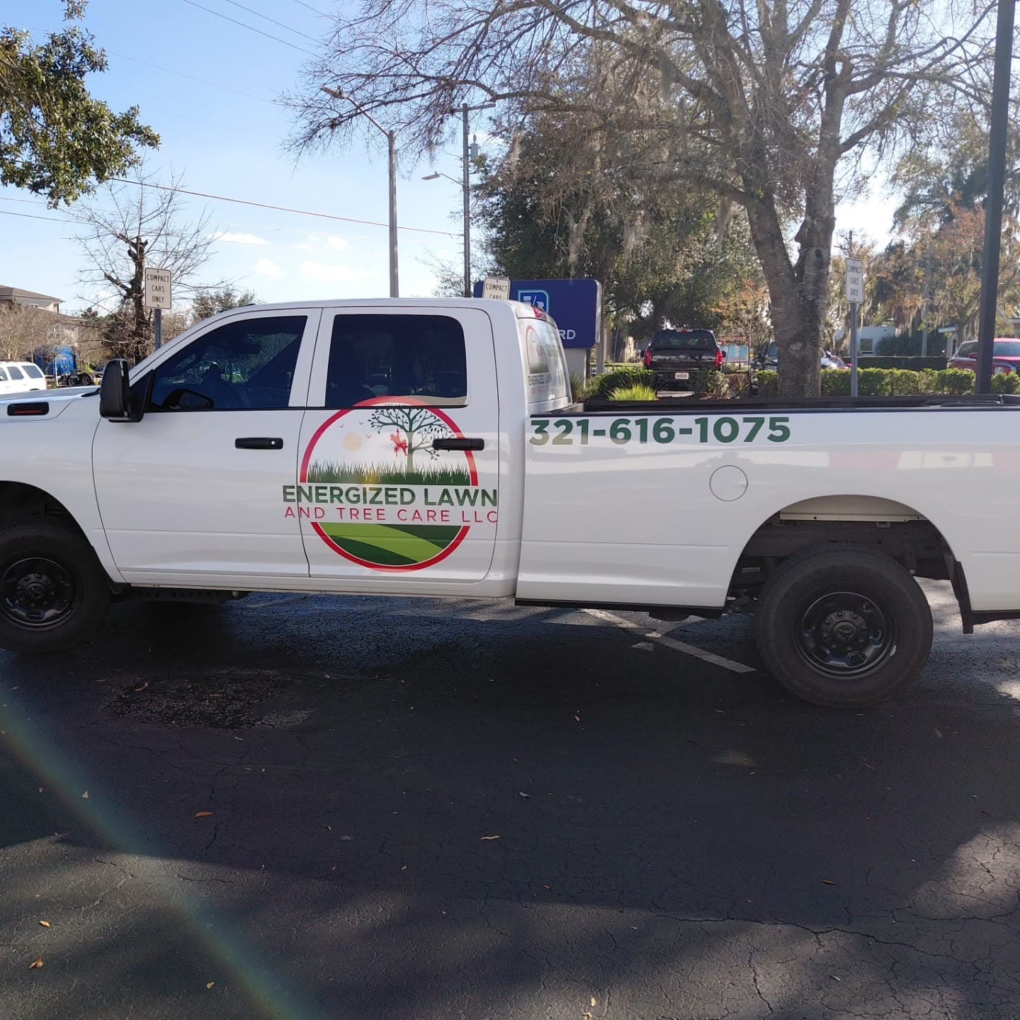 The truck you'll see pull up